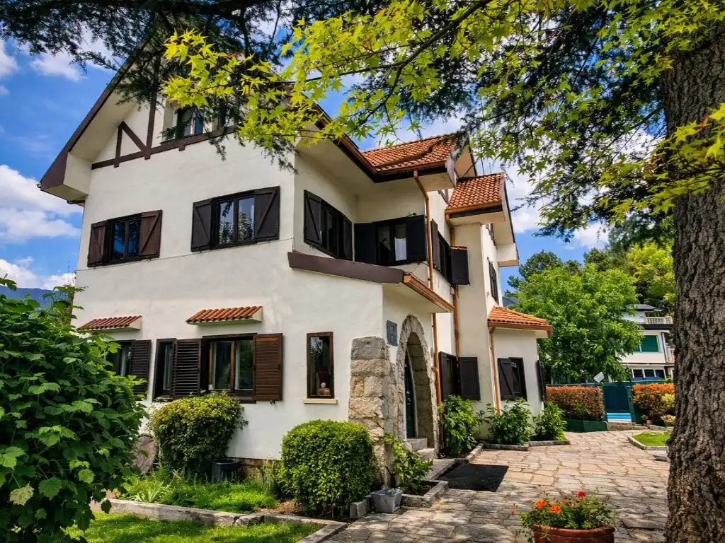 Exterior view of Houses for sale in Cercedilla  with Private garden, Terrace and Storage room