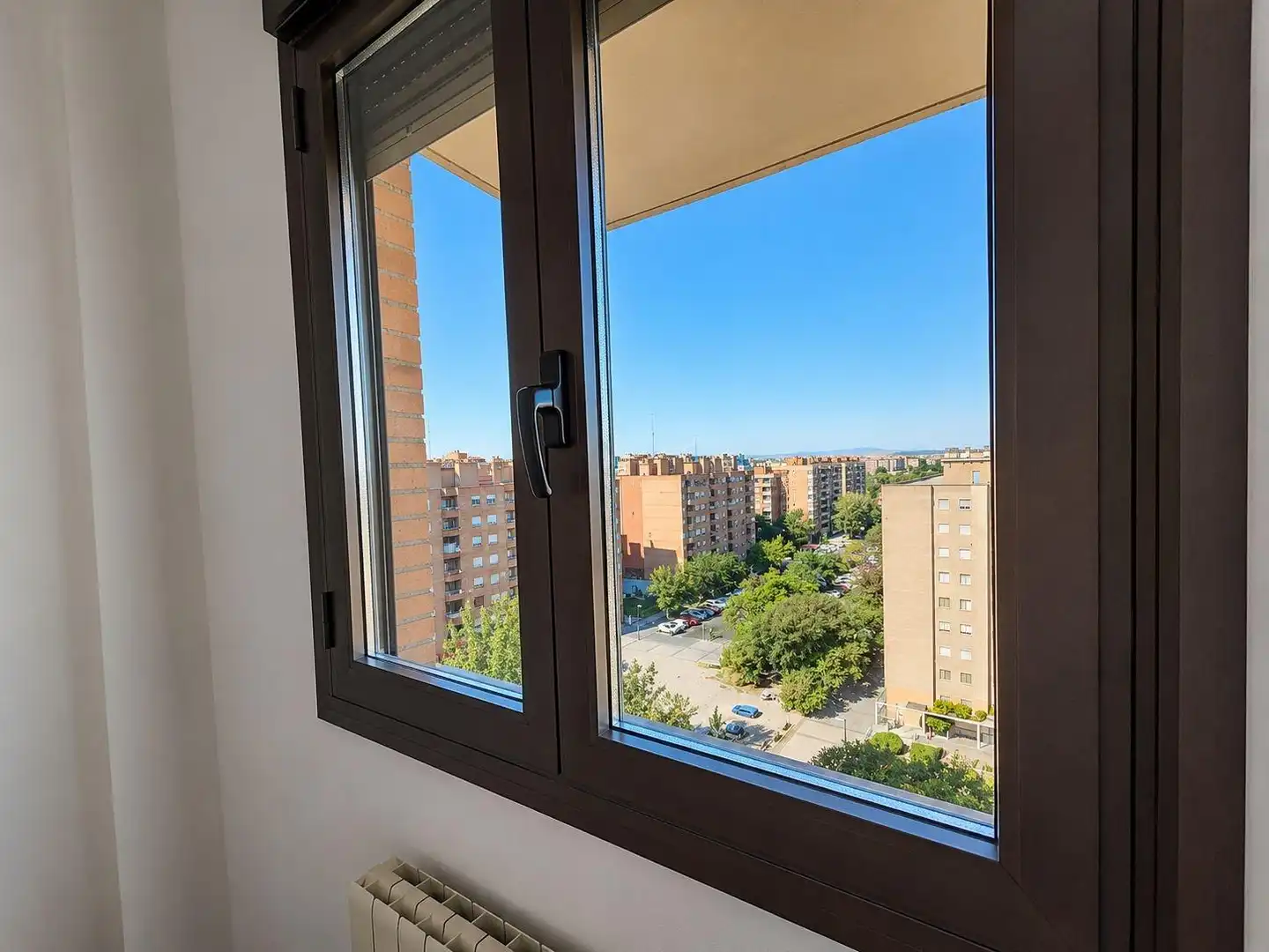 Dormitori de Pis en venda en Zaragoza amb Calefacció i Balcó