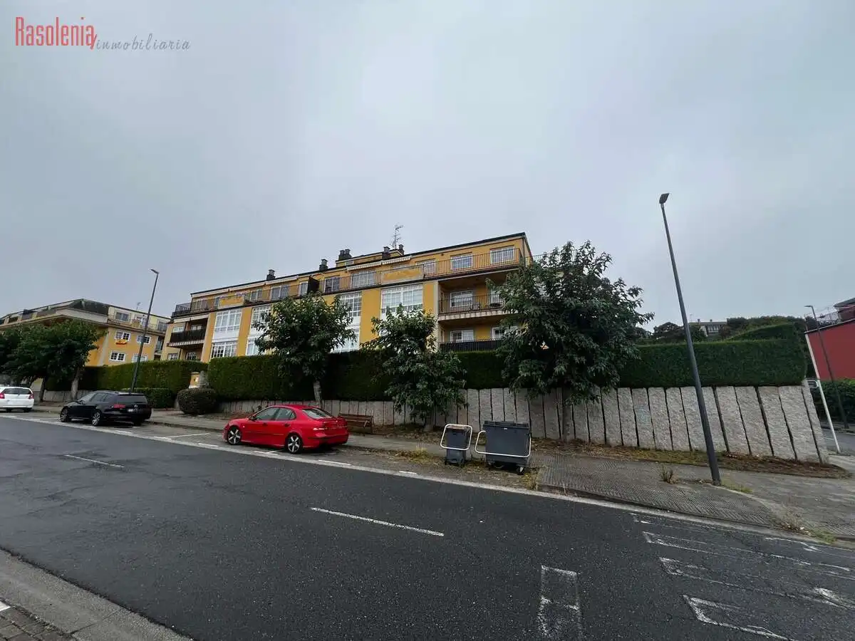 Vista exterior de Pis en venda en A Coruña Capital  amb Calefacció, Traster i Balcó