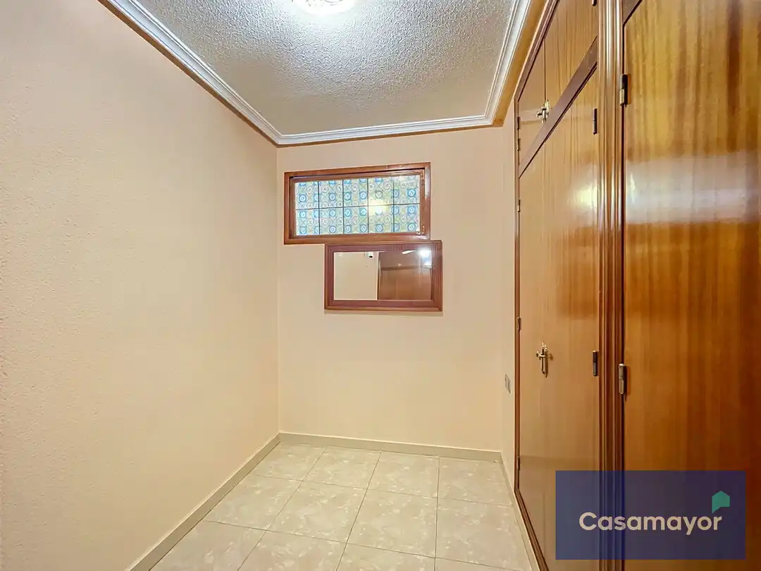 Piso en venta en Alicante / Alacant