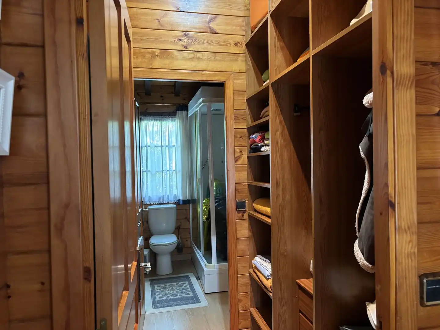 Bathroom of Houses for sale in Villaviciosa  with Heating, Terrace and Storage room