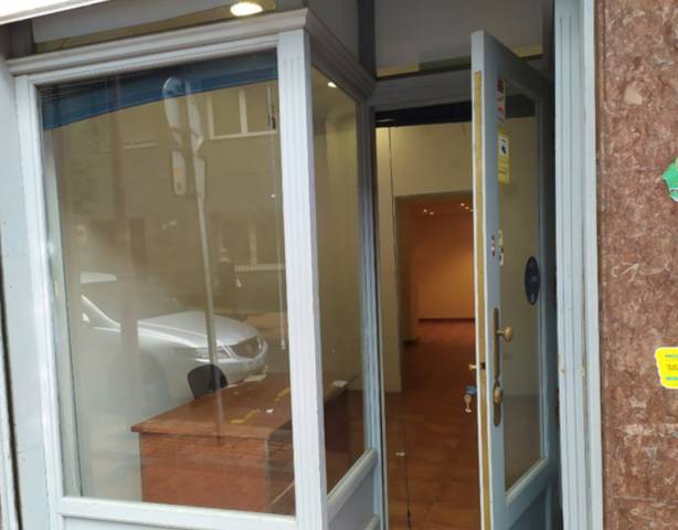 Local comercial en Venta en Nafarroa en Rontegui - Pormetxeta
