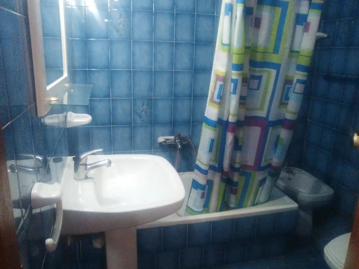 Baño de Apartamento de alquiler en Cullera con Terraza, Amueblado y Horno