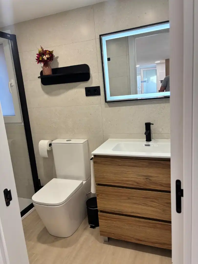 Bathroom of Flat for rent in Villaviciosa de Odón  with Air Conditioner, Heating and Furnished