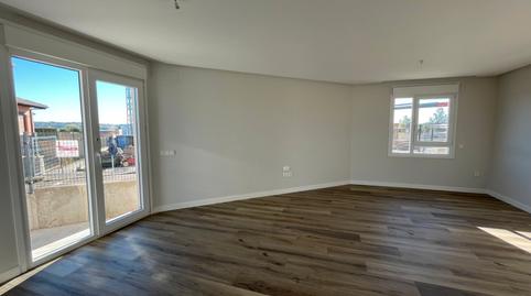 Foto 2 de Casa adosada en venta en Calle la Namilla, 65, Sariegos, León