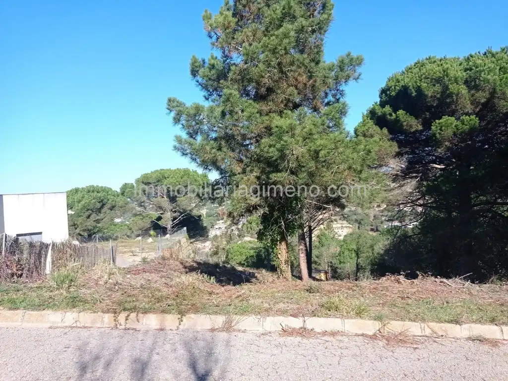 Wohnbaugrundstück zum Verkauf in Carrer Cometa Halley