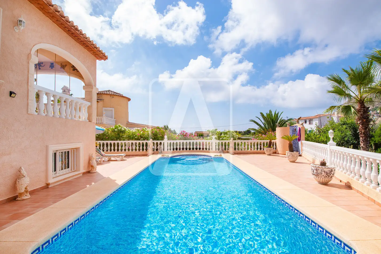 Piscina de Casa o xalet en venda en Calpe / Calp amb Aire condicionat, Calefacció i Jardí privat