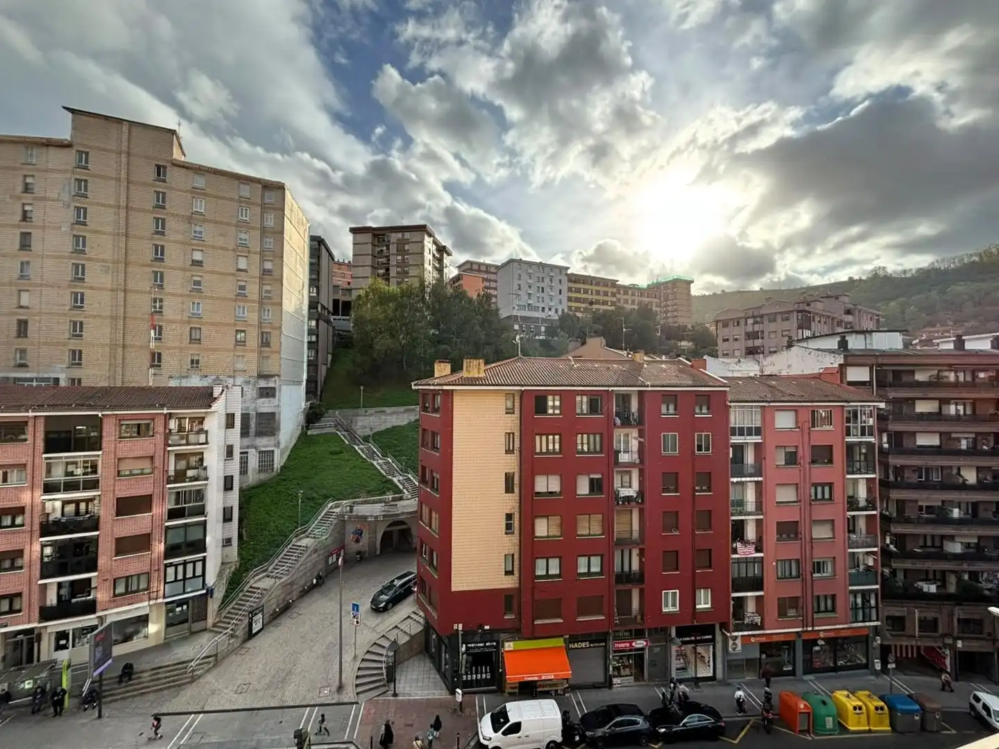 Vista exterior de Piso en venta en Kalero - Basozelai