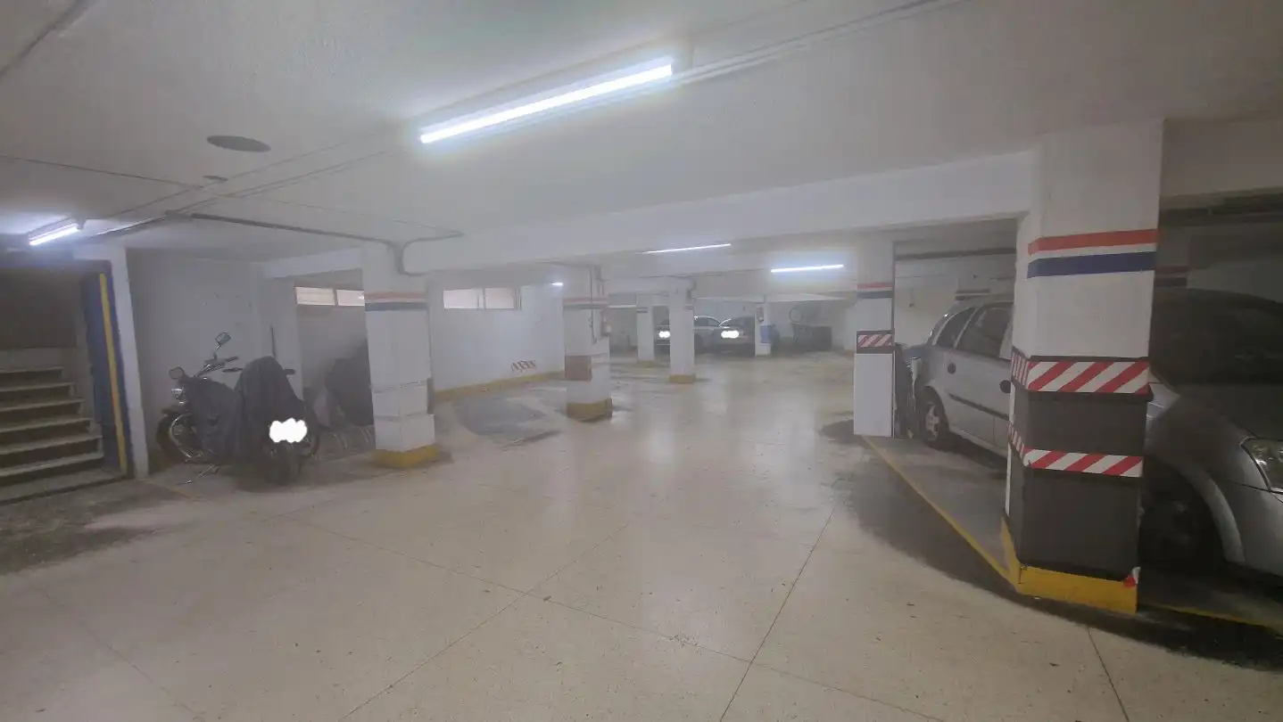 Parking for sale in Antiguo, imagen 2