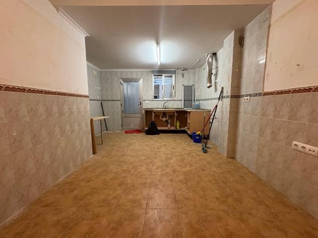 Local comercial en Venta en Catarroja