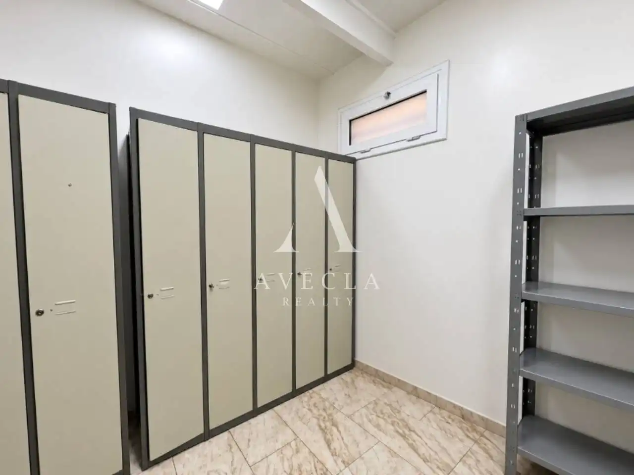 Bedroom of Industrial buildings for rent in Rubí