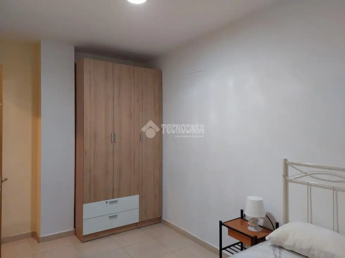 Bedroom of Flat for sale in Madrid