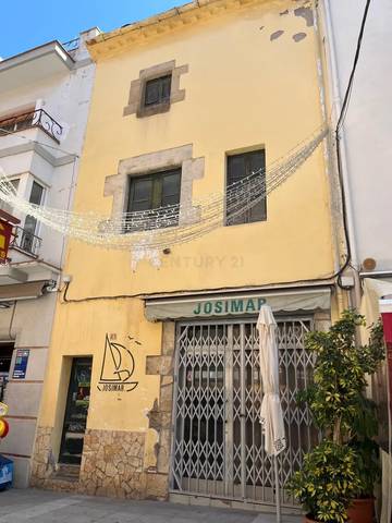 Apartamento en Venta en Carrer Major, 45, Palamós, Spain, 45 en El Pedró