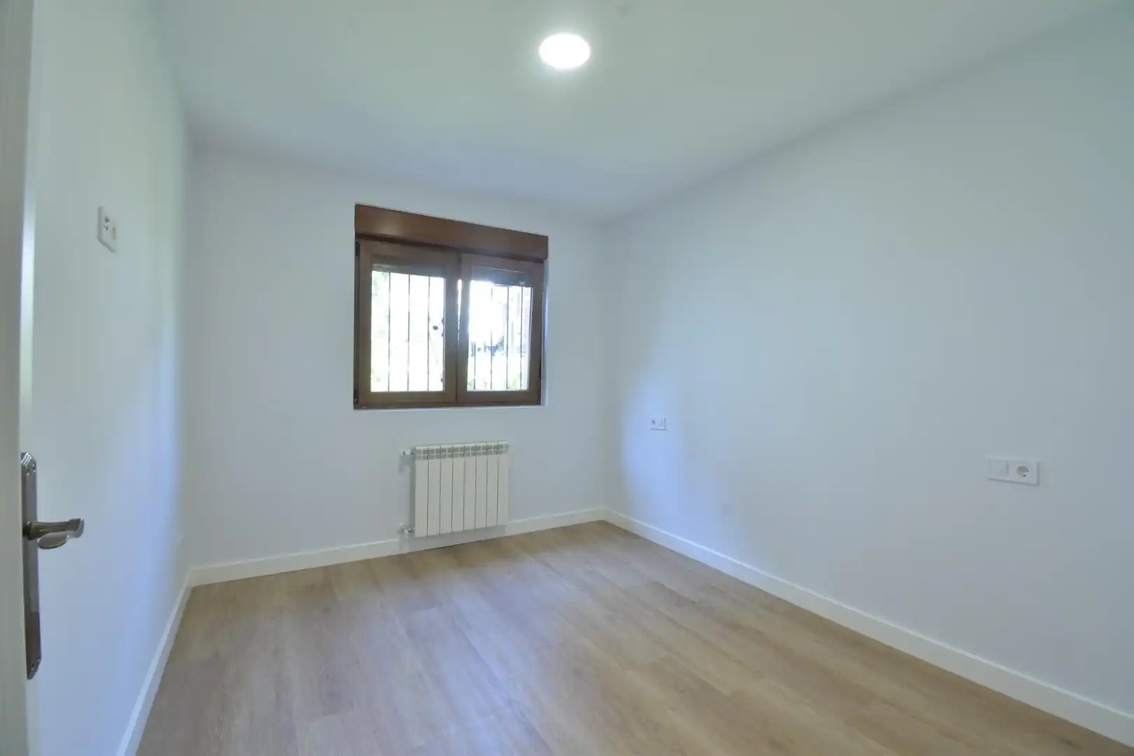 Bedroom of Houses for rent in Oviedo   with Terrace and Storage room