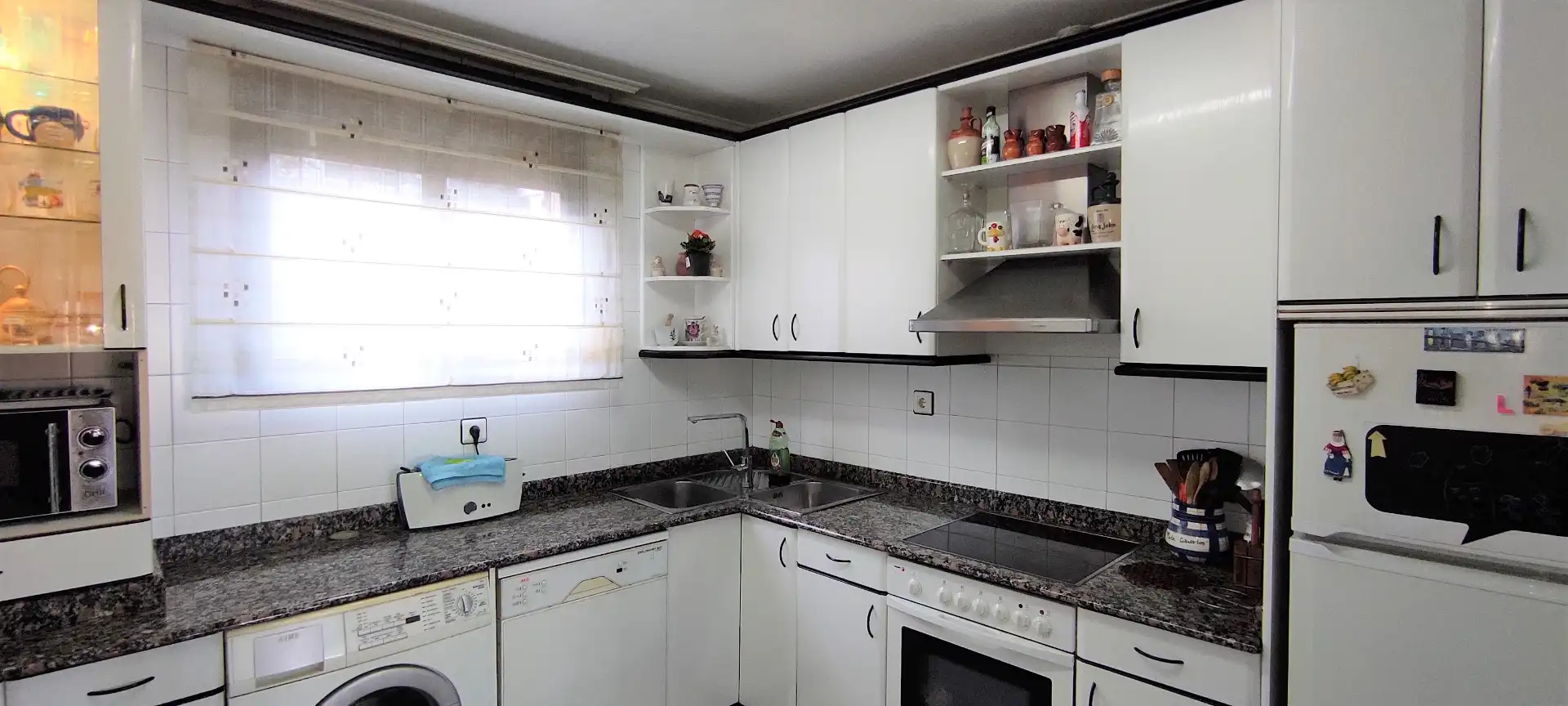 Cocina de Casa adosada en venta en Valle de Trápaga-Trapagaran con Calefacción, Jardín privado y Terraza