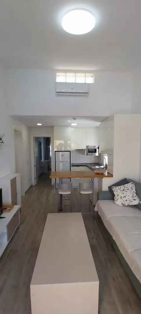Cuina de Apartament de lloguer en San Bartolomé de Tirajana amb Aire condicionat, Calefacció i Terrassa