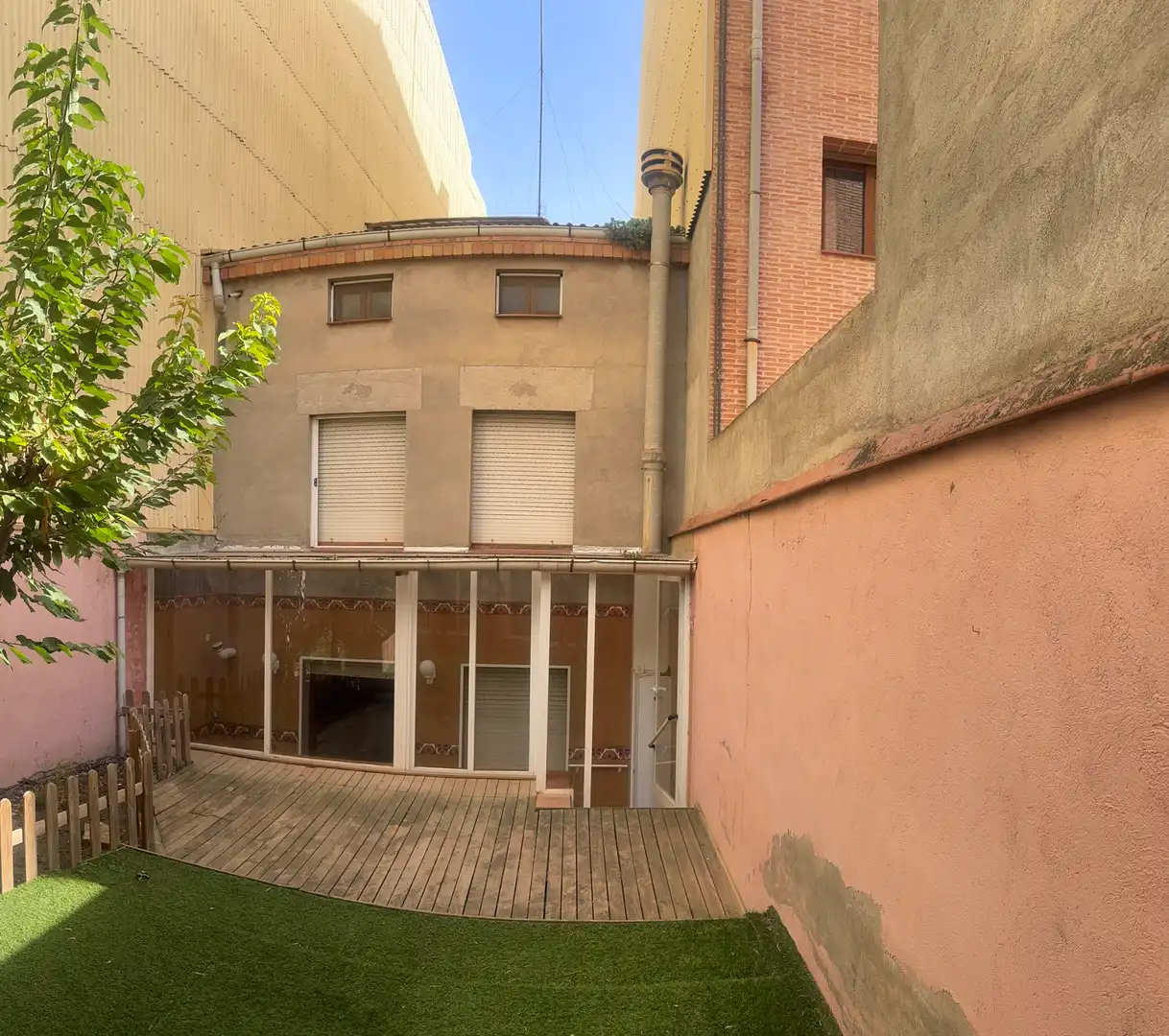 Vista exterior de Casa adosada de alquiler en Tàrrega
