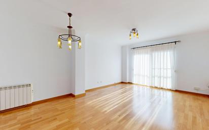 Bedroom of Flat for sale in Torrent  with Heating, Parquet flooring and Balcony