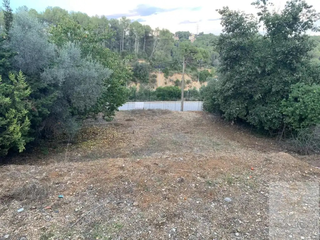 Terreno residenziale in vendita a Calle Albiol De L'