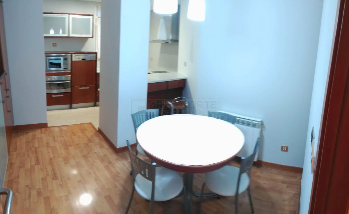 Flat for sale in Avenida Gasteiz, Coronación