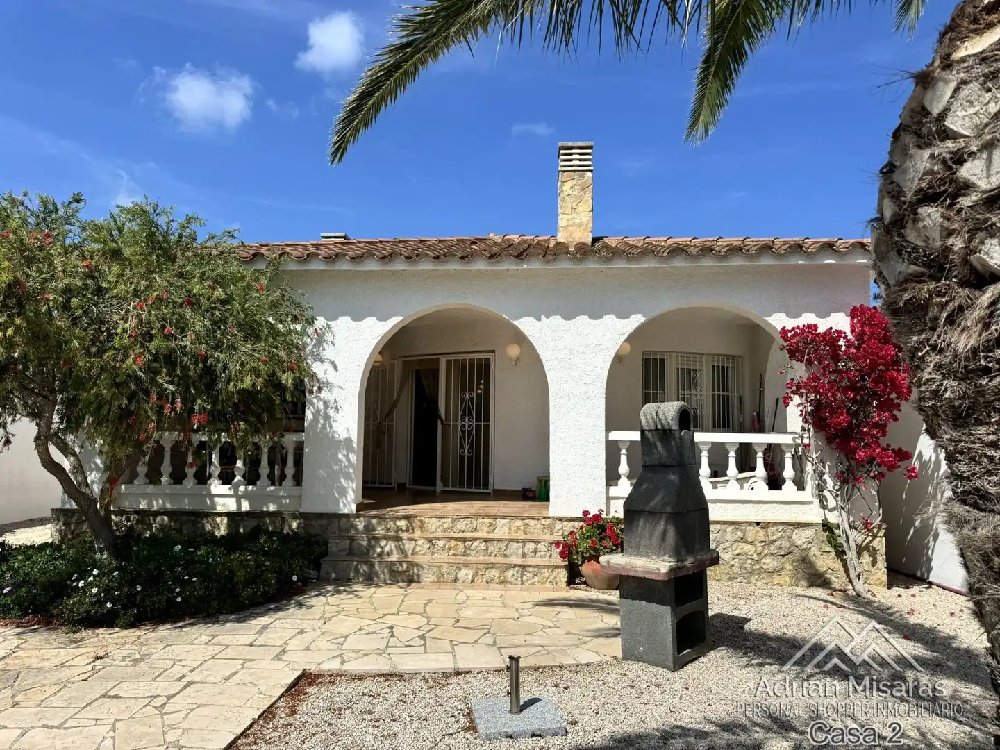 Vista exterior de Casa o chalet en venta en Deltebre con Aire acondicionado, Piscina y Amueblado