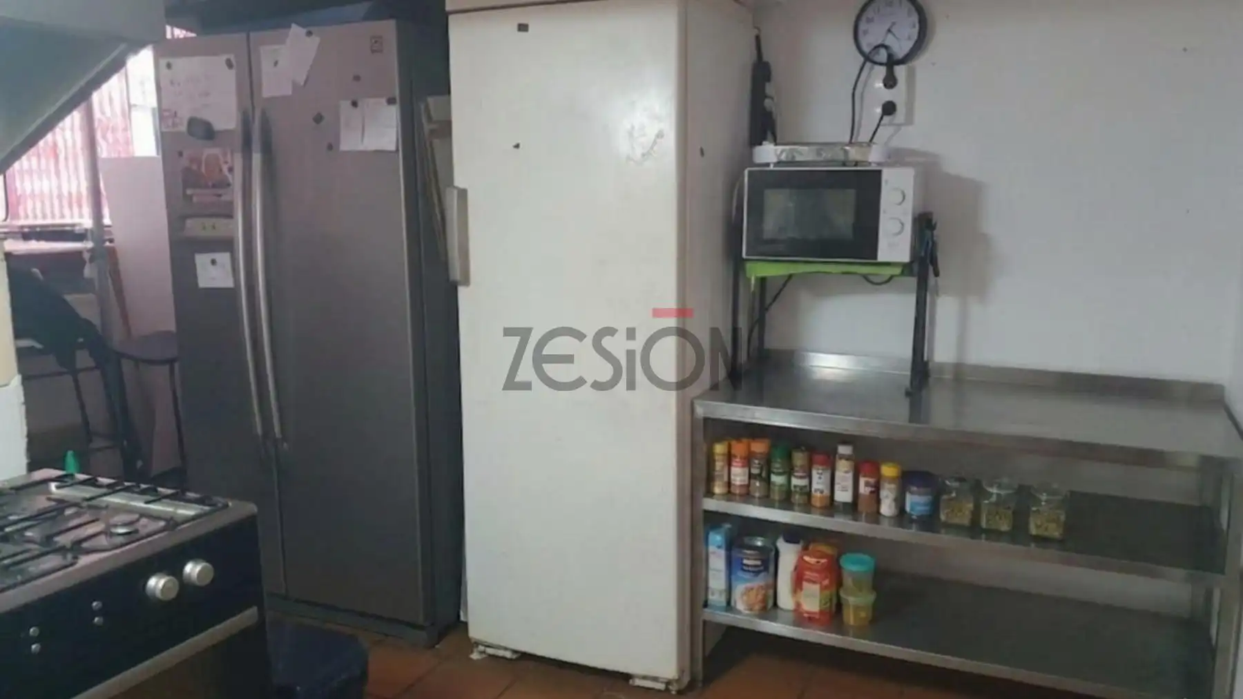Business premises for transfer in Casc Urbà, imagen 3