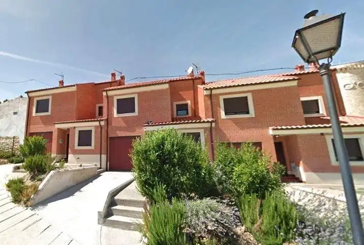 Vista exterior de Casa adosada en venda en Fuentes de Valdepero