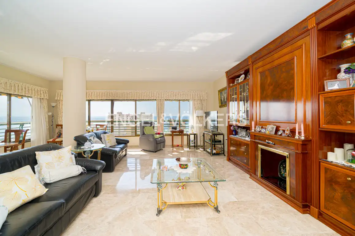 Flat with pool for sale in Avinguda Marina Baixa 8, imagen 4