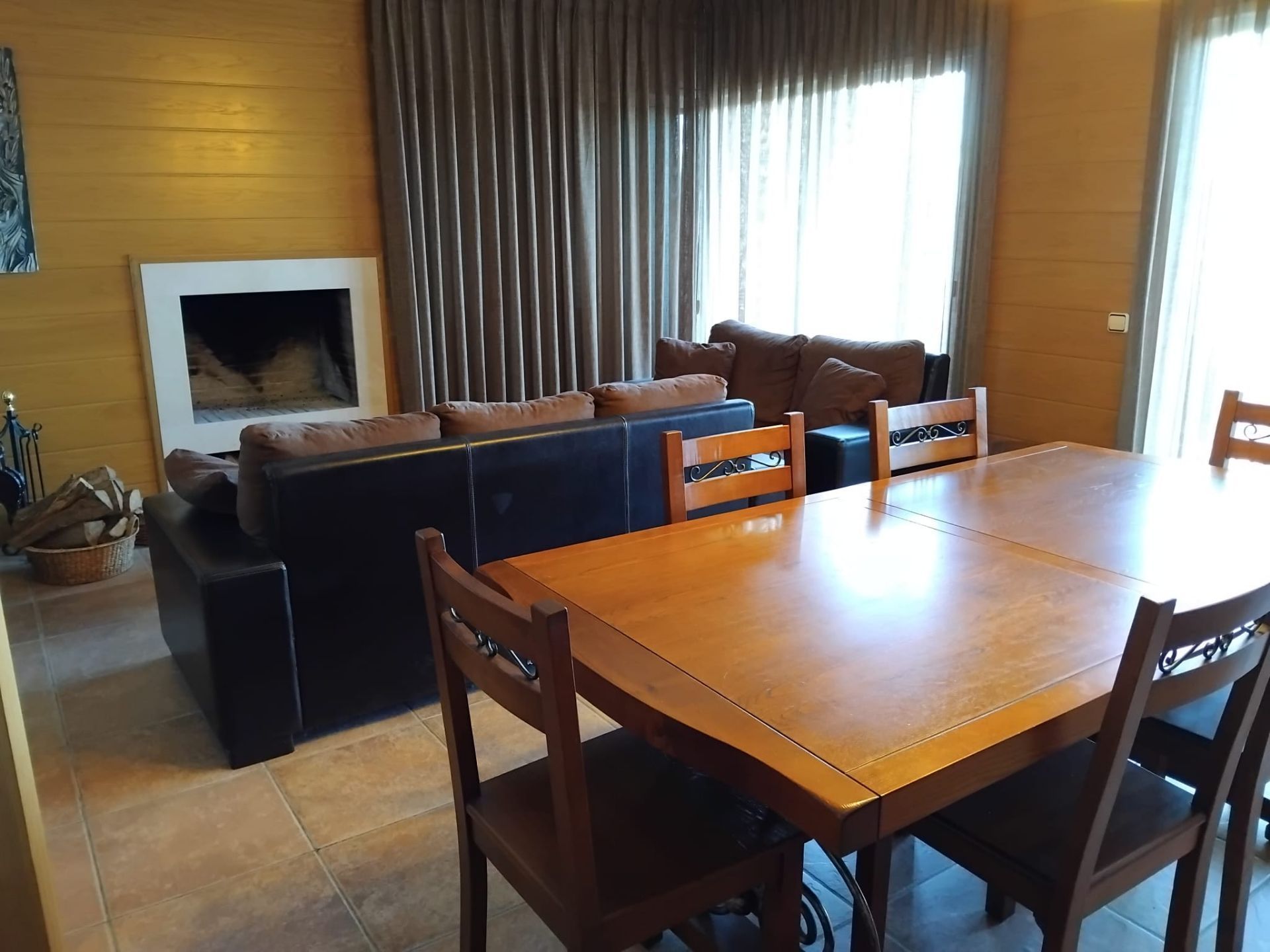 Menjador de Casa o xalet de lloguer en Gelida amb Calefacció i Jardí privat