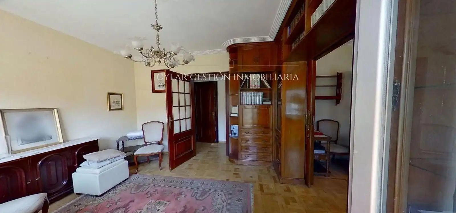 Sala d'estar de Pis en venda en Salamanca amb Calefacció, Terrassa i Moblat