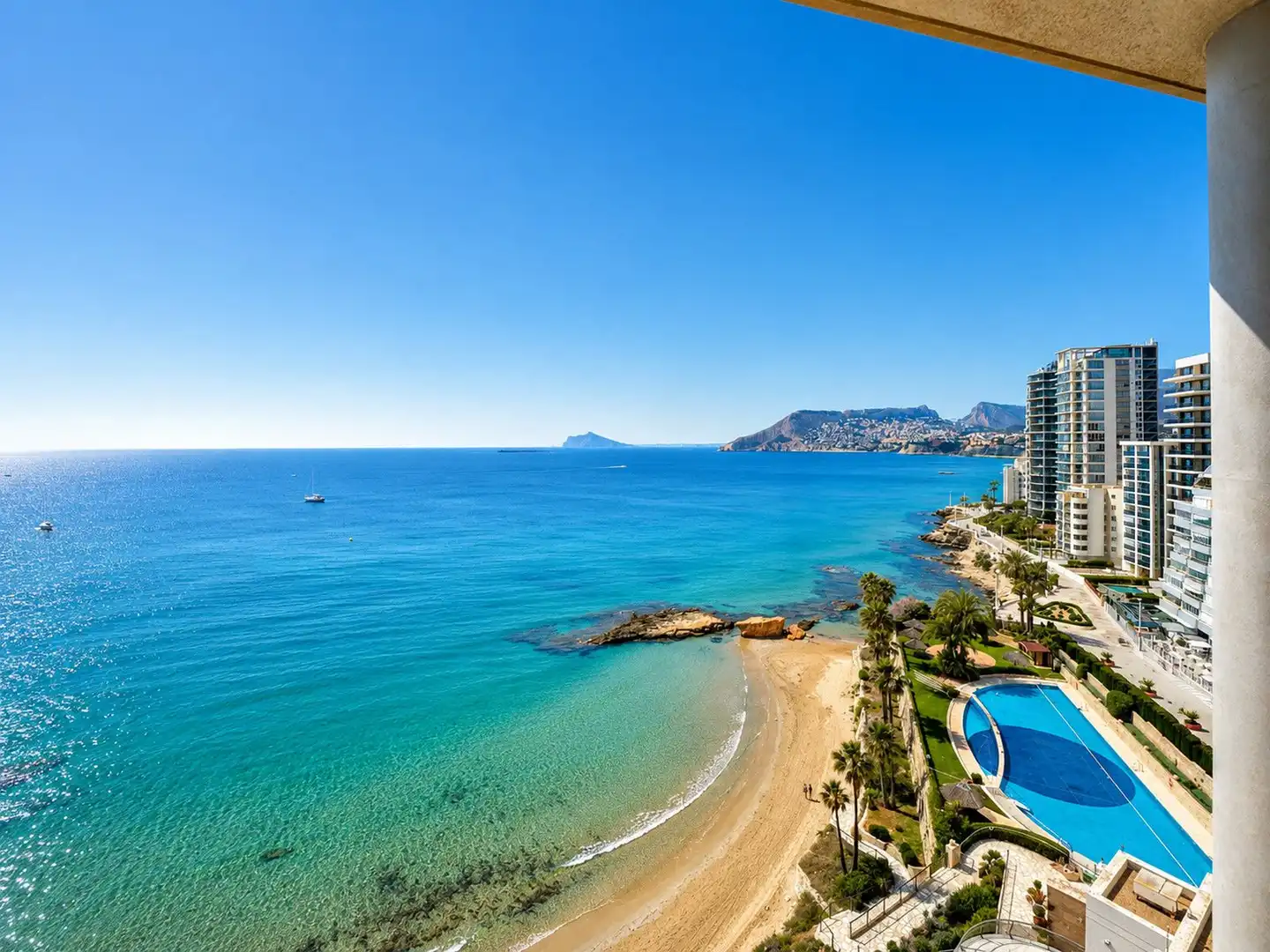 Vista exterior de Apartamento en venta en Calpe / Calp con Aire acondicionado, Calefacción y Jardín privado