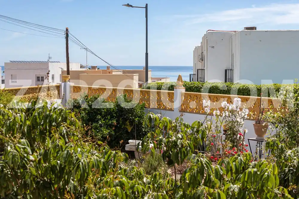 Chalet con jardín en venta en Calle Tomillo, imagen 7