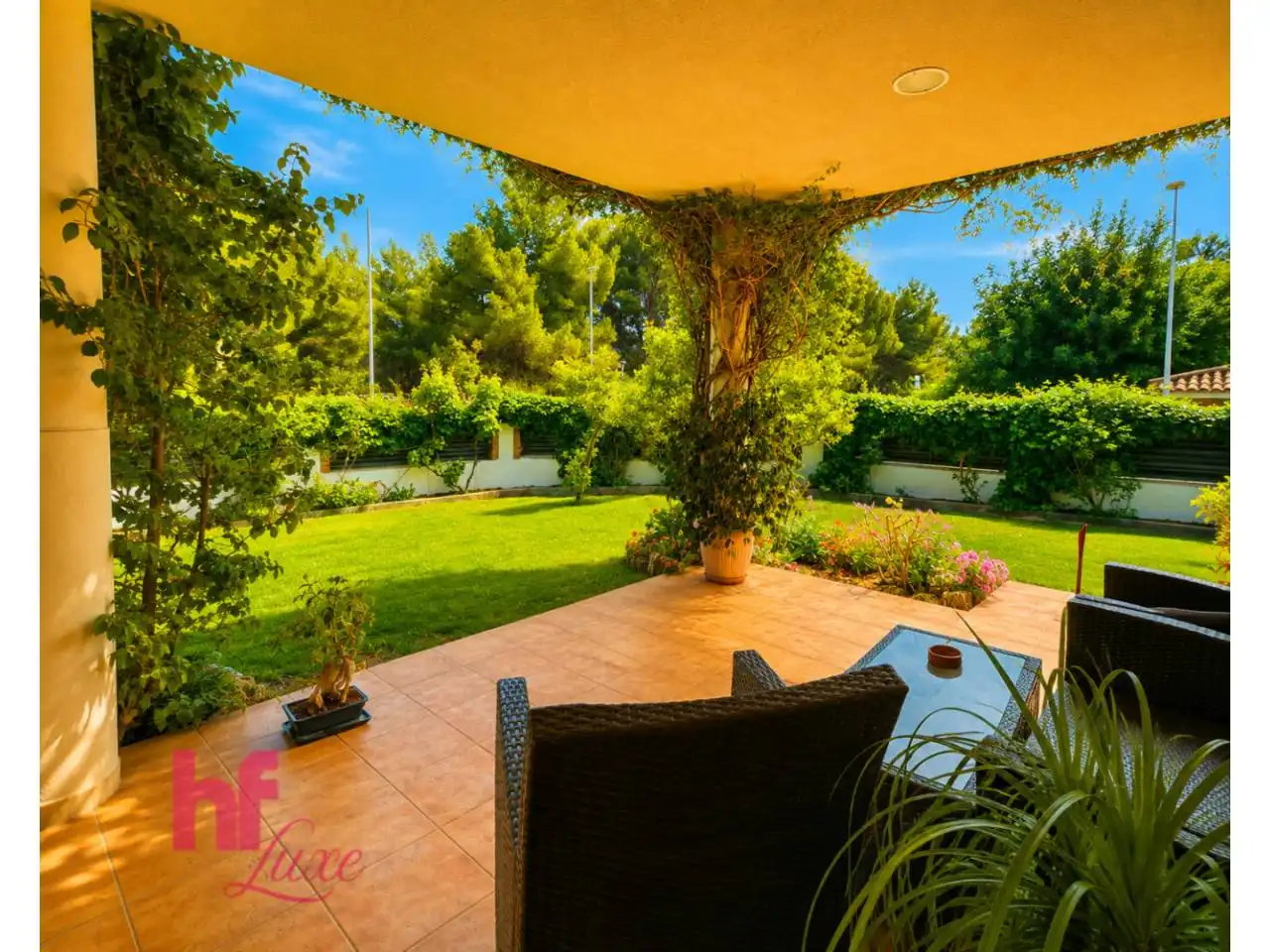 Terrassa de Casa o xalet en venda en Cubelles amb Aire condicionat, Calefacció i Jardí privat