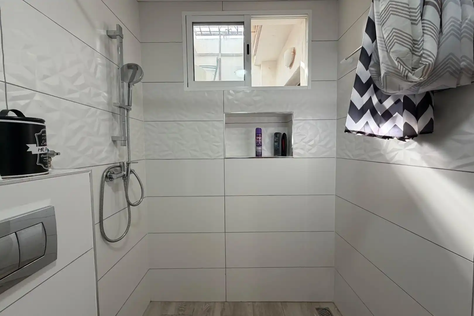 Bany de Casa o xalet en venda en Zona Carrefour - Urbanizaciones