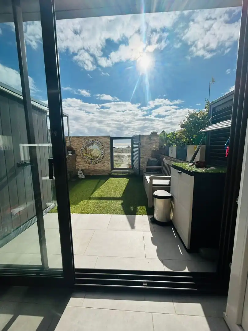 Terrasse von Wohnung zum Verkauf in Castelldefels mit Klimaanlage, Heizung und Privatgarten