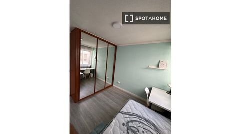 Photo 2 of Room in Juan de la Cierva, Getafe