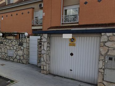 Casa amb jardí en venda a Laguna Park