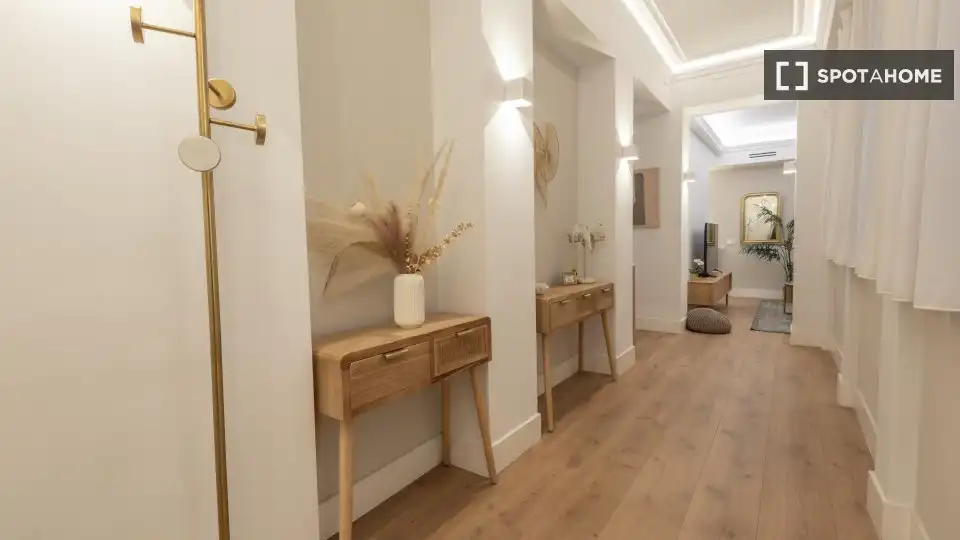 Piso en alquiler en Centro, imagen 2