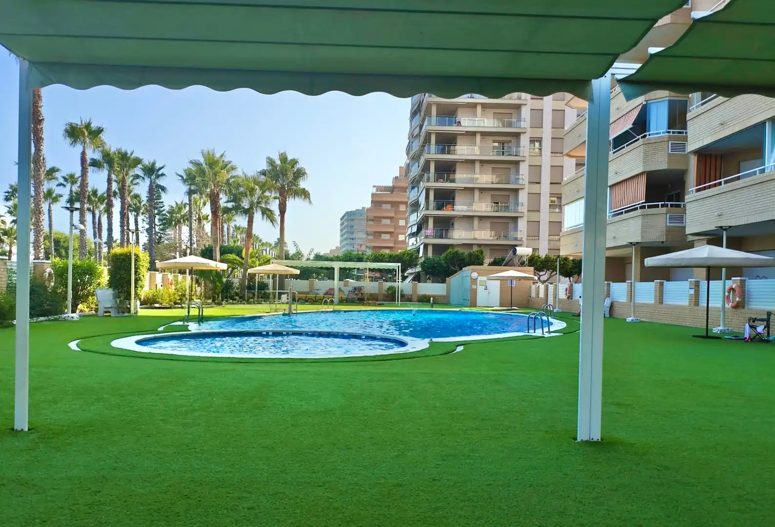 Jardí de Apartament en venda en Oropesa del Mar / Orpesa amb Aire condicionat, Calefacció i Moblat