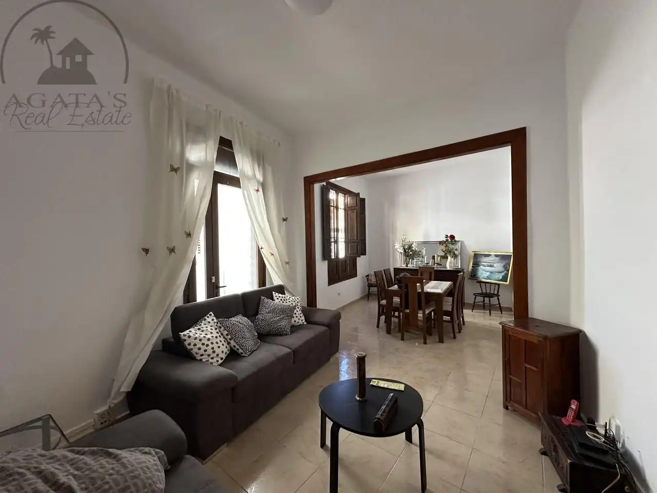 Living room of Ground floor for sale in Santa Cruz de Tenerife  with Air Conditioner and Furnished