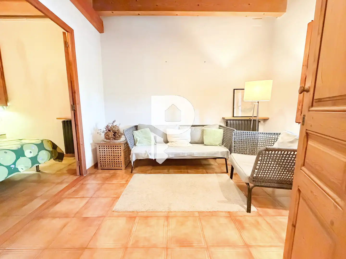 Sala de estar de Casa adosada en venta en Sant Vicenç Dels Horts con Aire acondicionado, Calefacción y Jardín privado