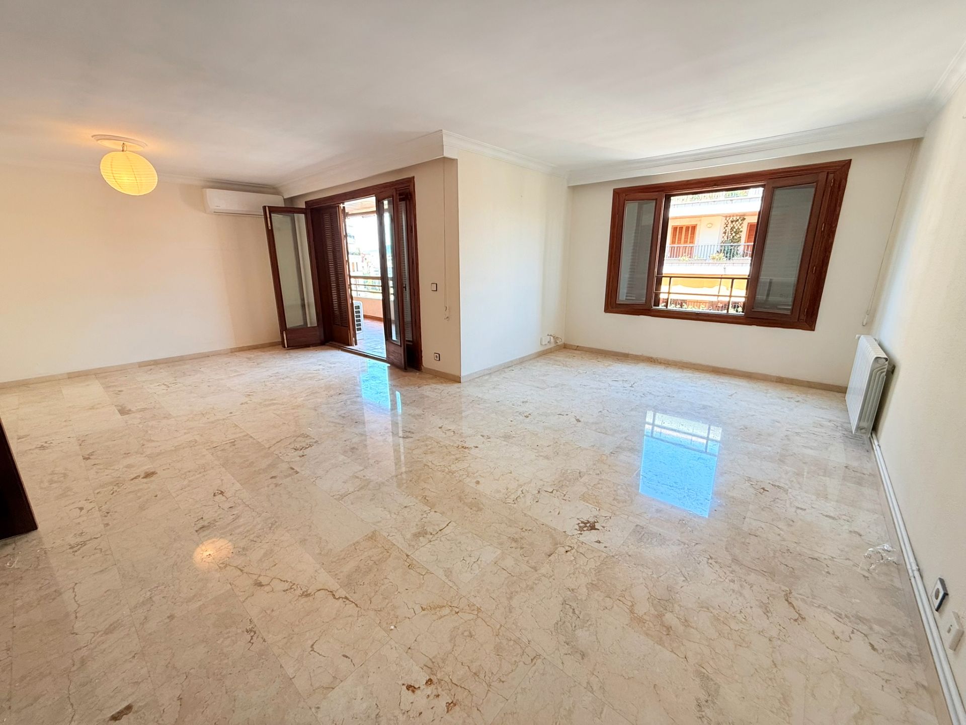Sala d'estar de Pis de lloguer en  Palma de Mallorca amb Aire condicionat, Calefacció i Terrassa
