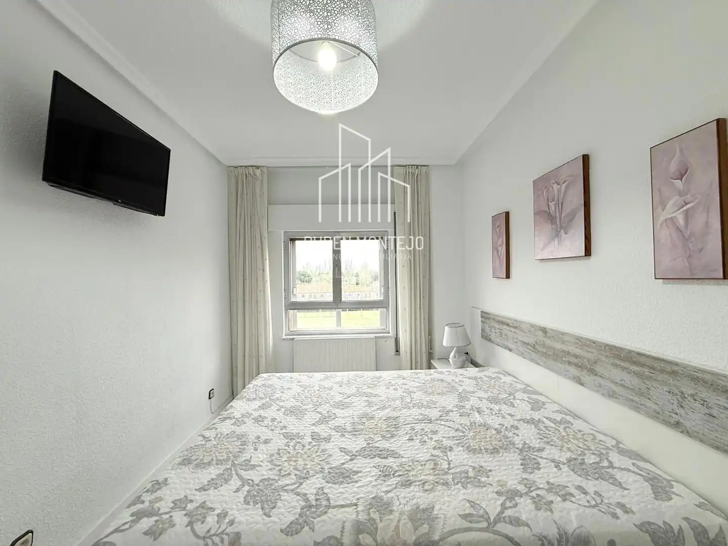 Bedroom of Flat for rent in Salamanca  with Heating, Terrace and Furnished