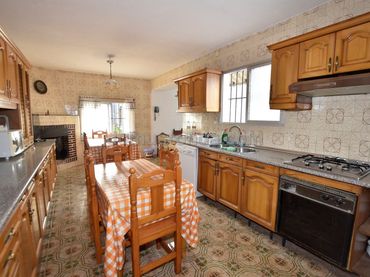 Villa con giardino in vendita a Centro