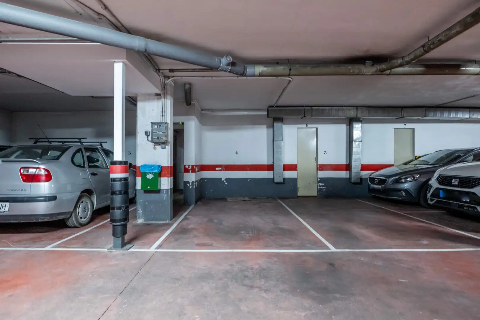 Parkplatz von Wohnung zum Verkauf in Zaragoza mit Klimaanlage, Heizung und Terrasse