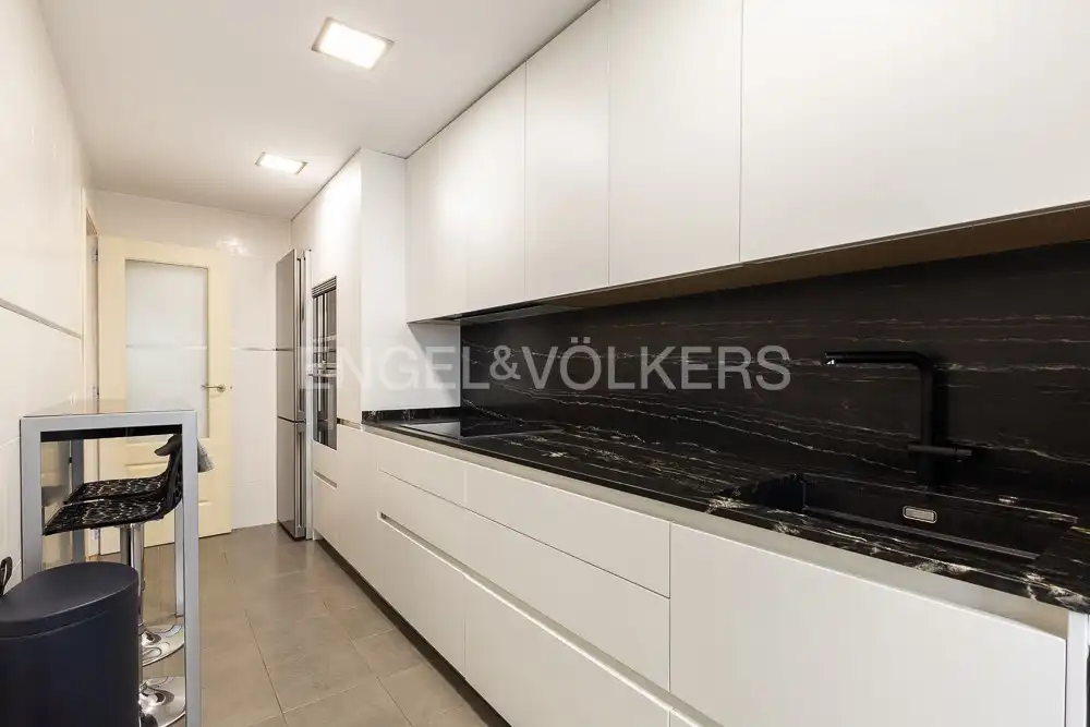 Cocina de Piso de alquiler en Valencia con Aire acondicionado, Calefacción y Parquet