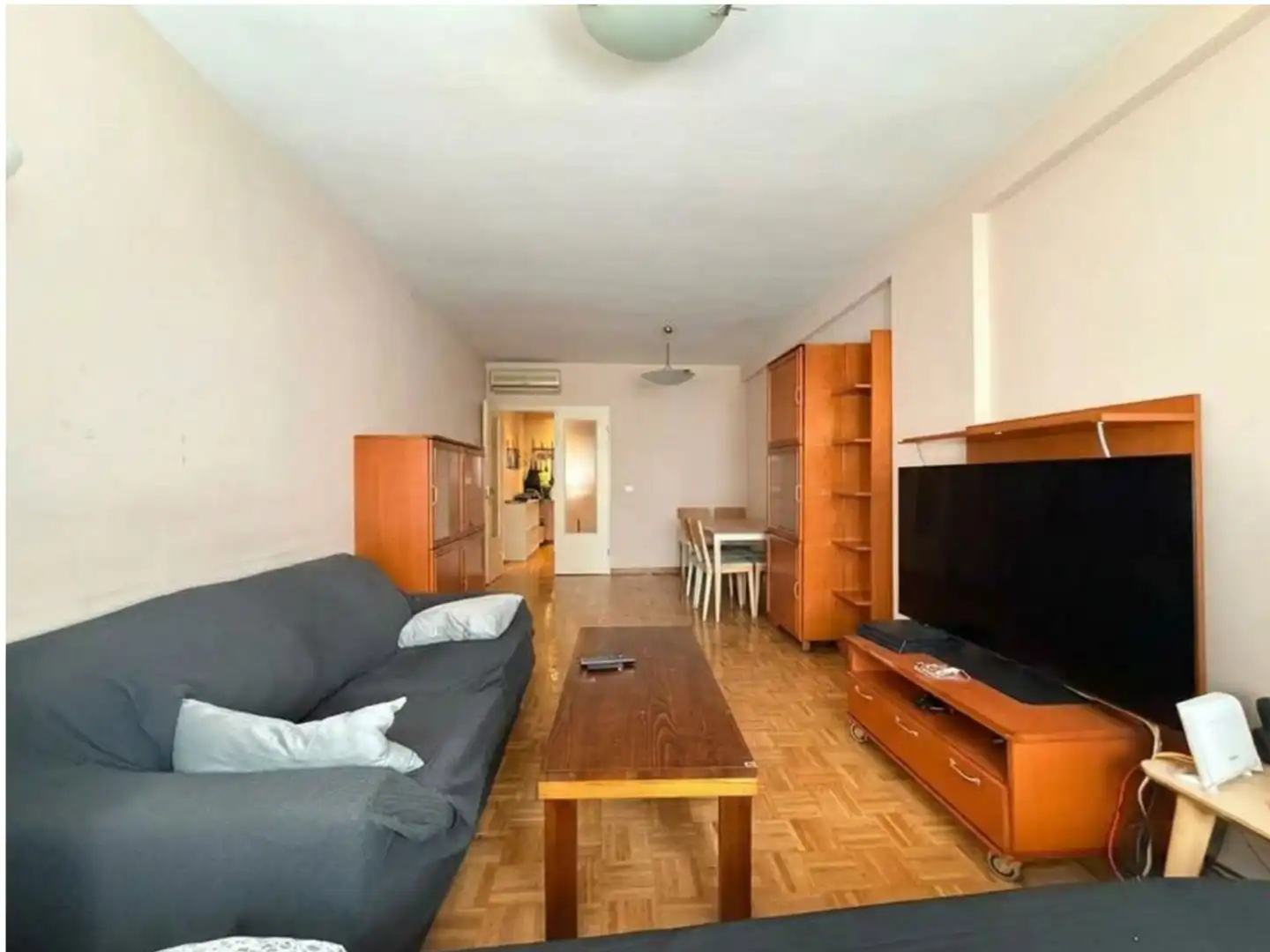 Wohnzimmer von Wohnung zum Verkauf in Madrid mit Klimaanlage, Heizung und Parkett