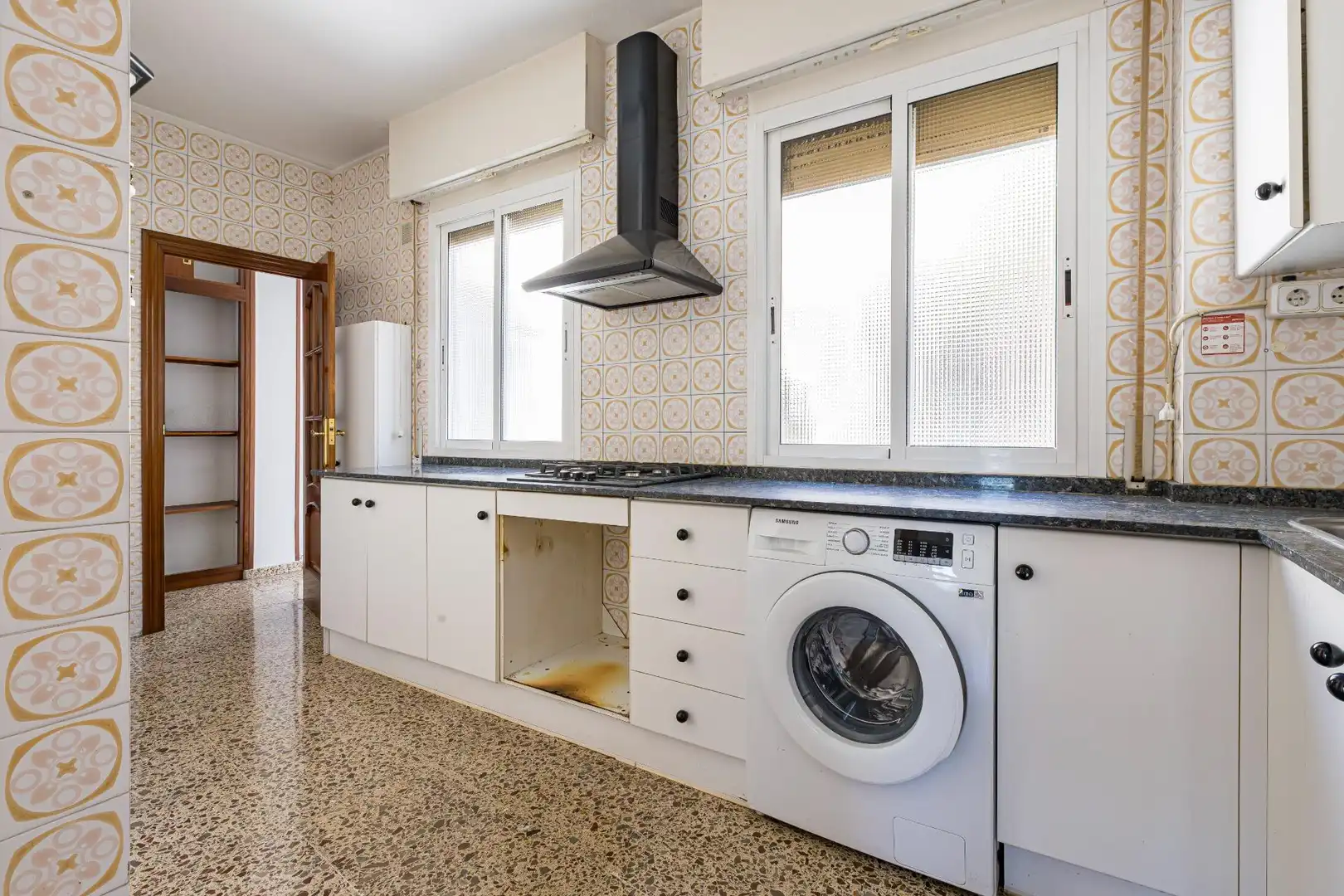 Cocina de Piso en venta en Murcia con Terraza y Balcón