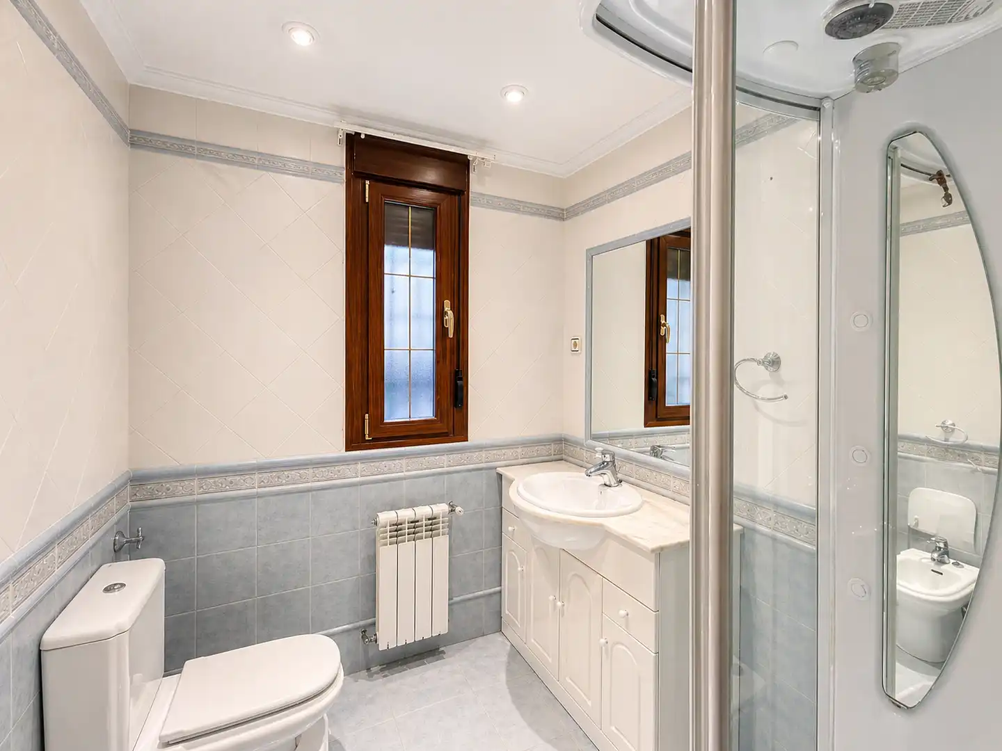 Bany de Casa o xalet en venda en Guadarrama amb Calefacció, Jardí privat i Parquet