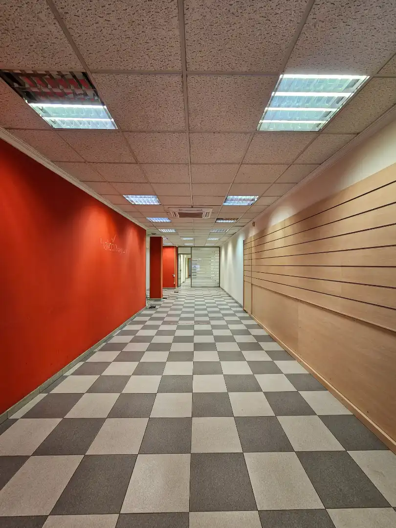 Local comercial en alquiler en Avinguda de Prat de la Riba 27, imagen 8